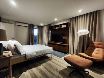 3 Storey Townhouse in Palmera Santa Monica Quezon City with Swimming Pool SD