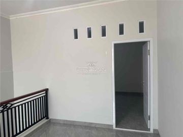 Rumah Murah Bagus di Rawalumbu Bekasi. SHM, LT 138, 3 Kamar