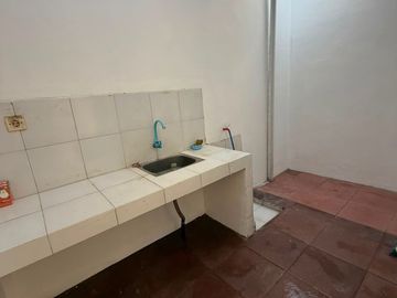 LUAS 78M2!! DIJUAL CEPAT RUMAH DAERAH MENGANTI (BARAT SURABAYA)