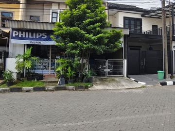 RUMAH + TOKO PERALATAN  LISTRIK
