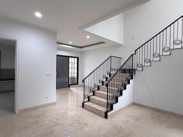 JUAL RUMAH BRAND NEW, DEPAN TAMAN SUTERA WINONA - ALAM SUTERA