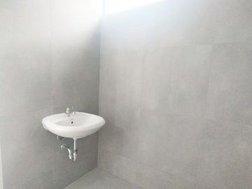 Disewakan ruko di Ruko Flourite - Gading serpong Tangerang Selatan