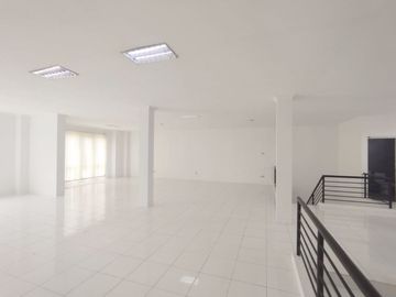 Disewakan ruko di Ruko Flourite - Gading serpong Tangerang Selatan