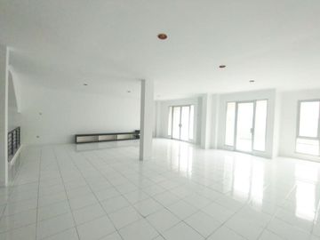 Disewakan ruko di Ruko Flourite - Gading serpong Tangerang Selatan