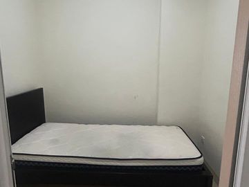 UNIT LANGKA TOWER ORCHID 2 KAMAR FULL INTERIOR HADAP CITY JAKARTA PUSAT
