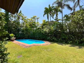 AYALA ALABANG VILLAGE 4 BEDROOM HOUSE AND LOT FOR SALE