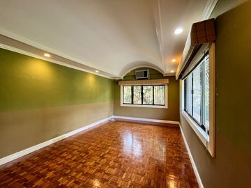 AYALA ALABANG VILLAGE 4 BEDROOM HOUSE AND LOT FOR SALE