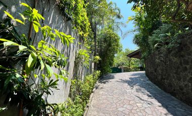 AYALA ALABANG VILLAGE 4 BEDROOM HOUSE AND LOT FOR SALE