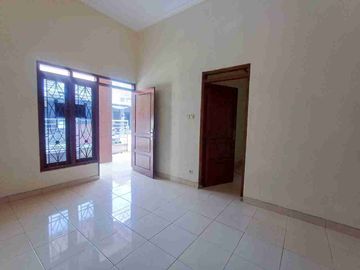 Rumah Bagus Siap Huni Lingk Nyaman di Gonilan dekat ke UMS