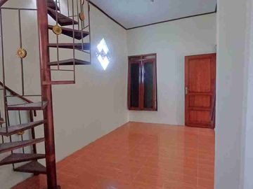 Rumah Bagus Siap Huni Lingk Nyaman di Gonilan dekat ke UMS