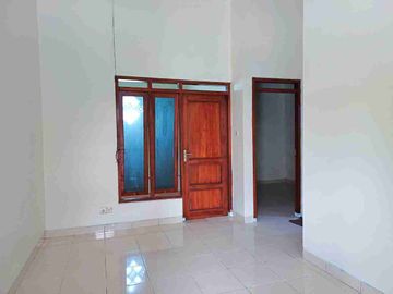 Rumah Bagus Siap Huni Lingk Nyaman di Gonilan dekat ke UMS