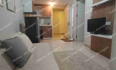 Disewakan Apartemen Springlake Summarecon Bekasi 2 Kamar Tidur Full Furnish Bagus view Kolam Renang