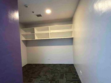 Fitted Office in One Global Place, BGC, Taguig City – 320 sqm, Prime CBD Location