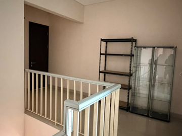 Jual Rumah Cantik Semi Furnish Cluster Shinano Jgc - Free Kitchen Set & 3 Unit AC