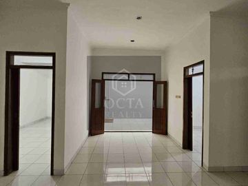 Di Jual / Di Sewakan Rumah di Kavling DKI Pondok Kelapa Jakarta Timur