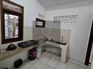 Di Jual / Di Sewakan Rumah di Kavling DKI Pondok Kelapa Jakarta Timur
