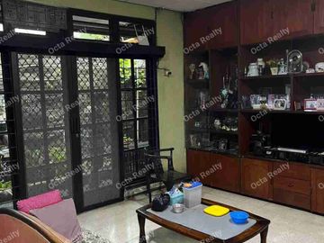 Di Jual Rumah Luas Di Komplek Pwi Cipinang Jakarta Timur