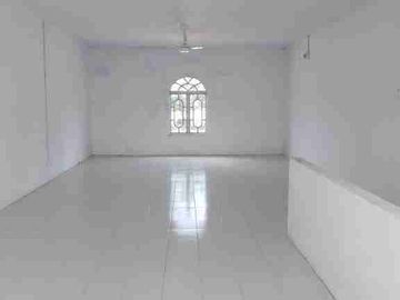 Dijual Cepat Ruko 2 Lantai Hadap Jalan di Central Tanjung Uncang