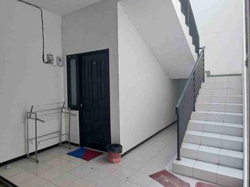 Kost Eksklusif 2 Lantai Aktif 56 Kt & km luar serta dalam Lokasi Strategis Tengah Kota Semarang