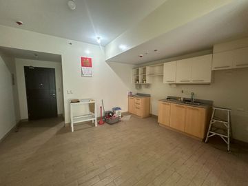 For Sale Noble Place Binondo, Juan Luna corner Dasmarinas Street Manila Studio Unit 40sqm
