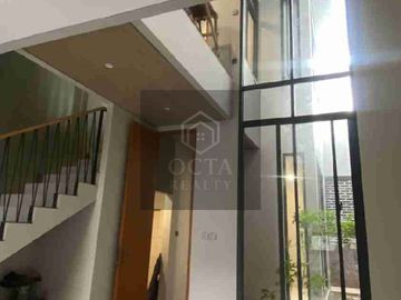 Di Jual Rumah Modern Minimalis Di Pondok Bambu Duri