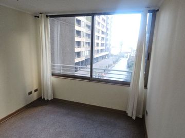 Arriendo(ggcc incluidos)Conde Del Maule/Av.Bdo.Ohiggins/Metro Ecuador