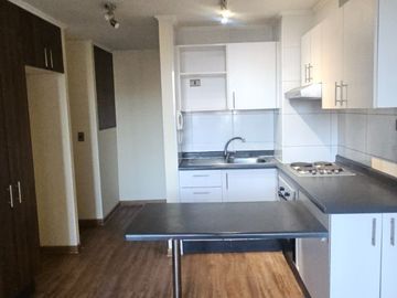 Arriendo(ggcc incluidos)Conde Del Maule/Av.Bdo.Ohiggins/Metro Ecuador
