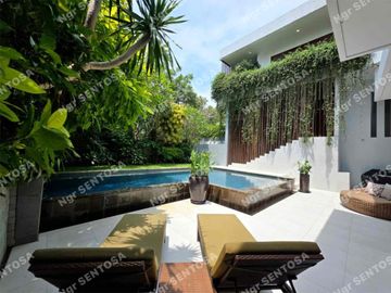 LUXURY VILLA JIMBARAN PANTAI BALANGAN BALI