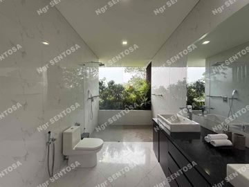 LUXURY VILLA JIMBARAN PANTAI BALANGAN BALI