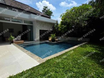 LUXURY VILLA JIMBARAN PANTAI BALANGAN BALI