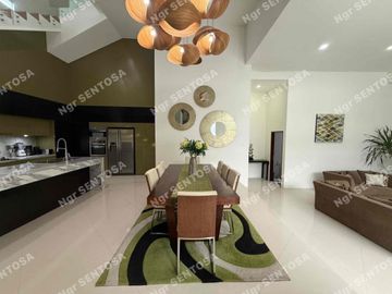 LUXURY VILLA JIMBARAN PANTAI BALANGAN BALI
