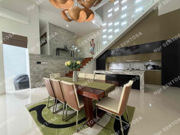 LUXURY VILLA JIMBARAN PANTAI BALANGAN BALI