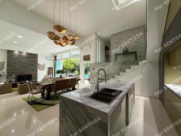 LUXURY VILLA JIMBARAN PANTAI BALANGAN BALI