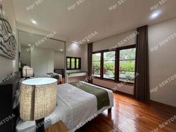 LUXURY VILLA JIMBARAN PANTAI BALANGAN BALI