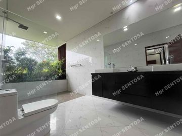 LUXURY VILLA JIMBARAN PANTAI BALANGAN BALI