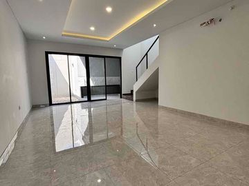 Dijual Rumah Baru Panjang Jiwo Lebar 6