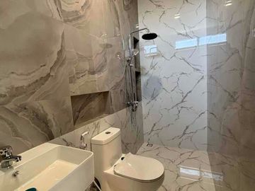 Dijual Rumah Baru Panjang Jiwo Lebar 6