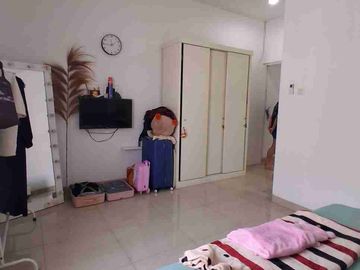 Dijual rumah bagus 2 lantai Cisaranteun arcamanik