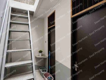 Dijual Rumah Hoek di Sektor 1B Gading Serpong