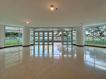 3 Bedroom with Balcony  in Two Roxas Triangle