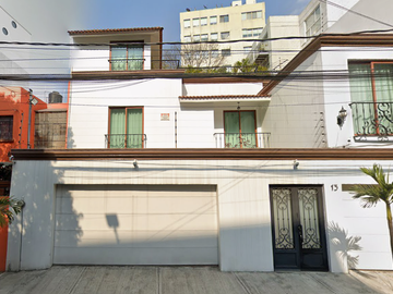 CASA EN VENTA EN CALLE GALVESTON, COLONIA NAPOLES, CDMX