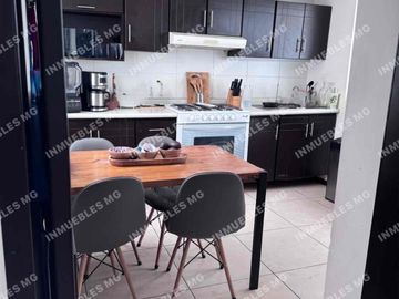 CASA VENTA Por periférico y explanada Momoxpan san Pedro Cholula Puebla