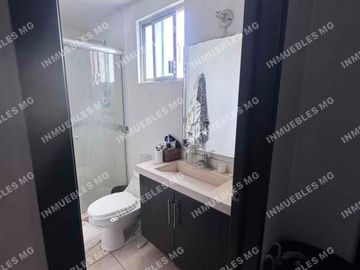 CASA VENTA Por periférico y explanada Momoxpan san Pedro Cholula Puebla