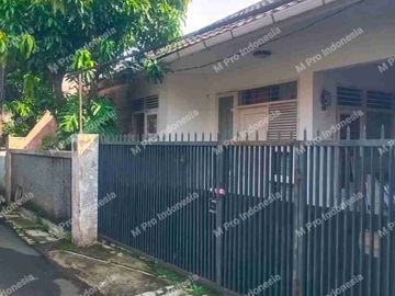 Harga Miring banget, Rumah dijual di Tebet Timur, dekat jalan raya