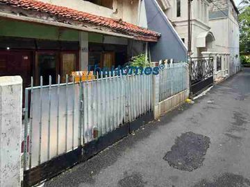 Rumah Lama hitung tanah di Tebet Timur