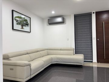 VENTA DE CASA EN LAS LOMAS RESIDENCIAL, ALVARADO, VER