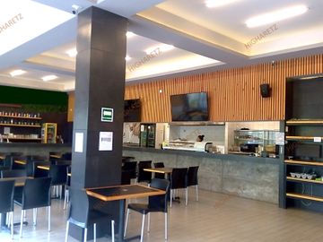 EXCELENTE LOCAL COMERCIAL RENTA AVENIDA FRAY SERVANDO II