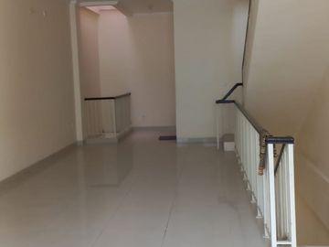 Disewakan Ruko 2.5 Lantai di Rose Garden Galaxy, Bekasi Selatan