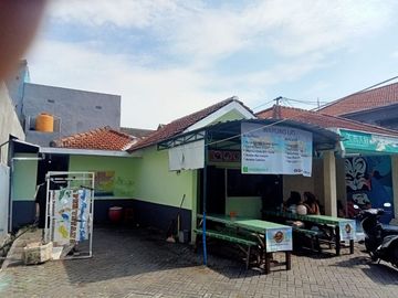 Ruamh di Nol Jalan Raya Siwalanpanji Buduran Ada Kost dan Kios