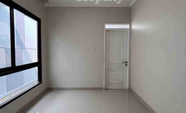 Rumah Bagus semi furnished di Kota wisata cibubur